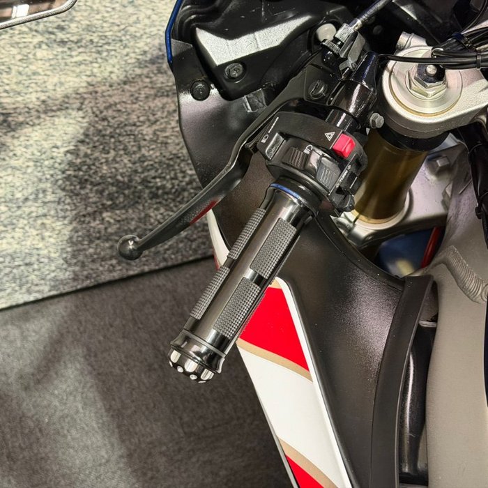 2010 Honda CBR1000RR (FIREBLADE) White