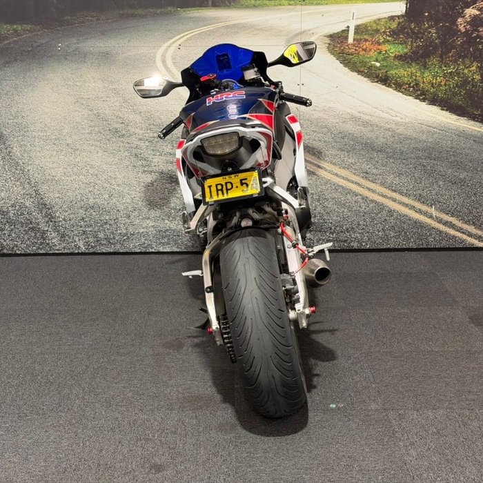 2010 Honda CBR1000RR (FIREBLADE) White