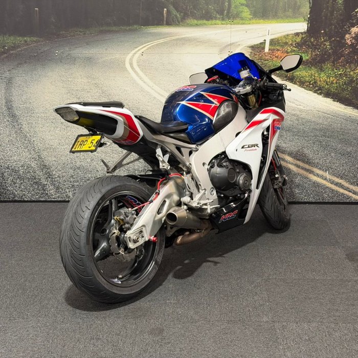 2010 Honda CBR1000RR (FIREBLADE) White