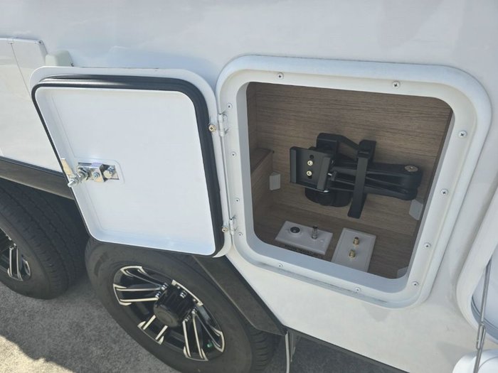 2025 JAYCO SILVERLINE 21.65-3.SL-MY25