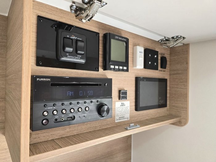 2025 JAYCO SILVERLINE 21.65-3.SL-MY25