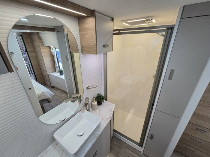 2025 JAYCO SILVERLINE 21.65-3.SL-MY25