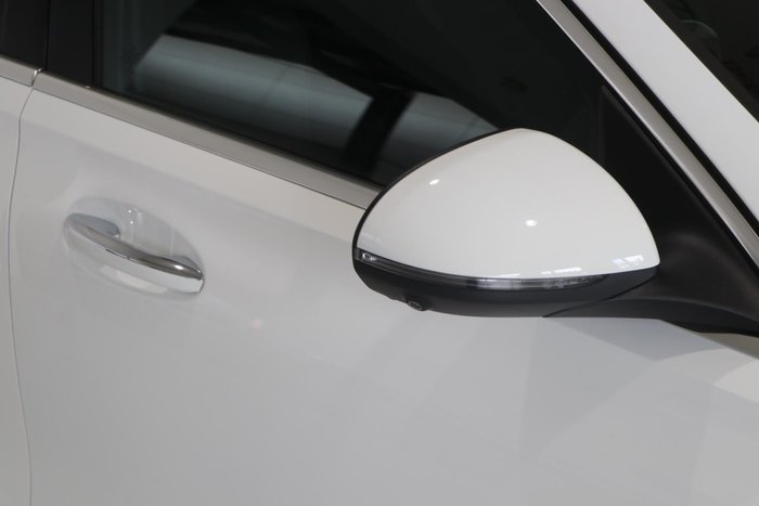 2022 Mercedes-Benz C-Class C200