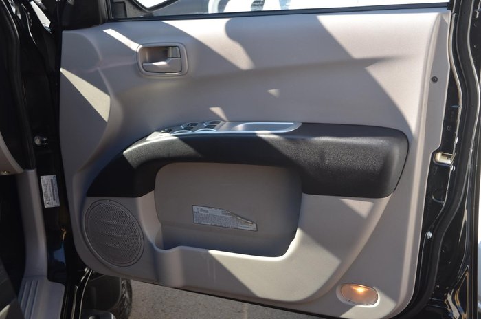 2012 Mitsubishi Triton GL-R