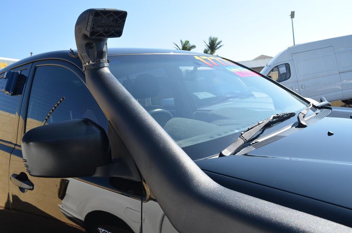 2012 Mitsubishi Triton GL-R