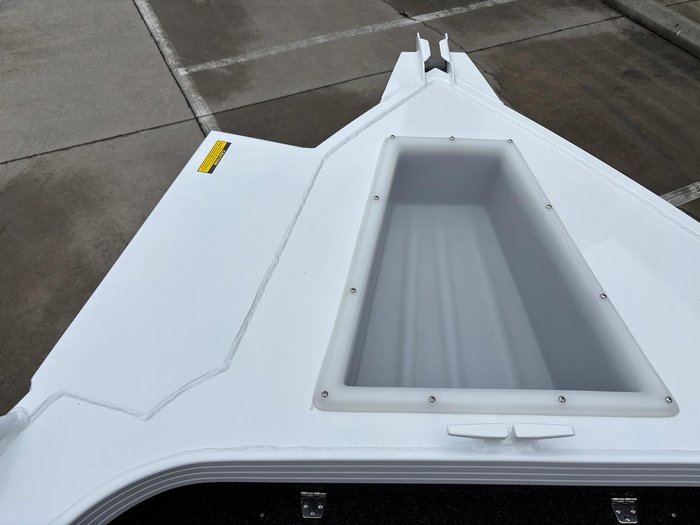 2026 QUINTREX 420 Renegade SC