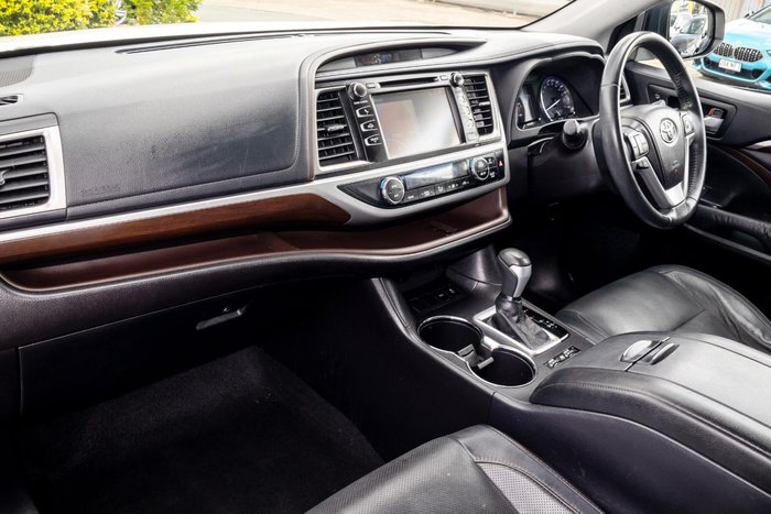 2014 Toyota Kluger Grande