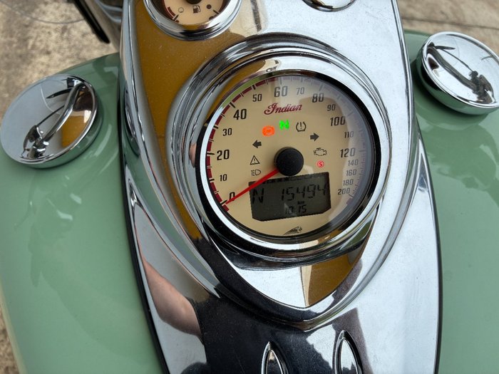 2020 Indian CHIEF VINTAGE W GREEN-IV CREAM Green