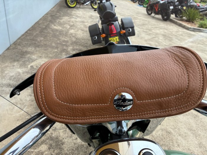 2020 Indian CHIEF VINTAGE W GREEN-IV CREAM Green