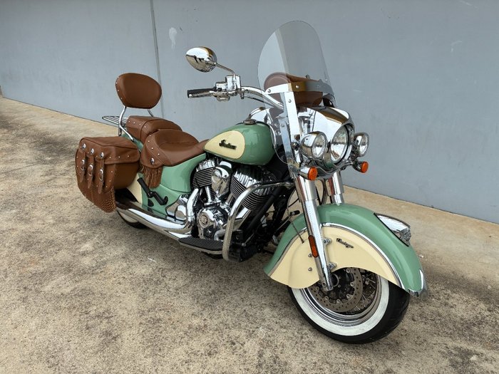 2020 Indian CHIEF VINTAGE W GREEN-IV CREAM Green