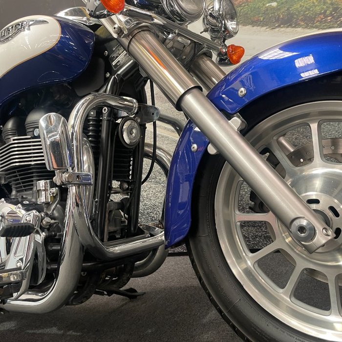 2012 Triumph AMERICA Blue