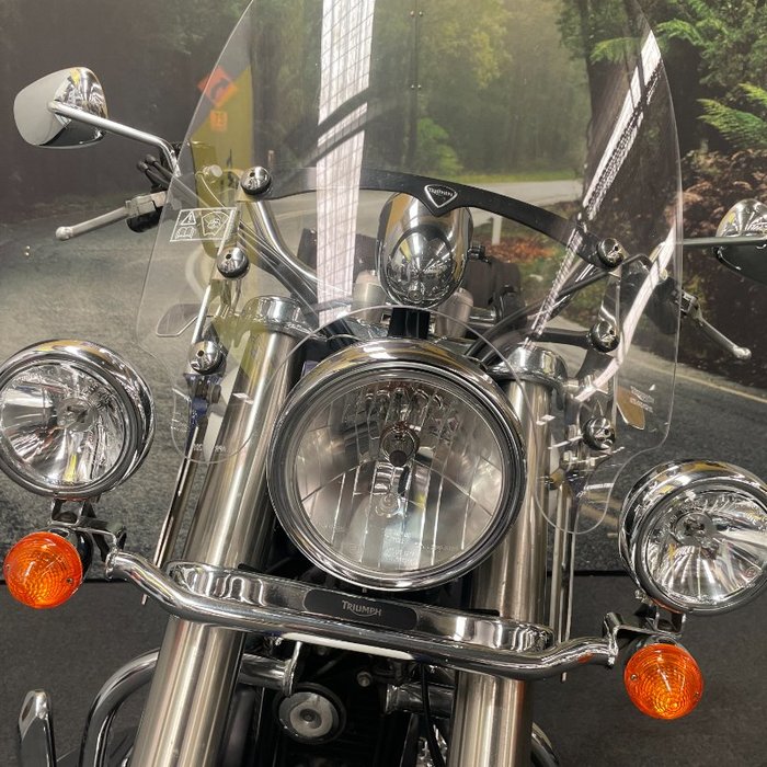 2012 Triumph AMERICA Blue