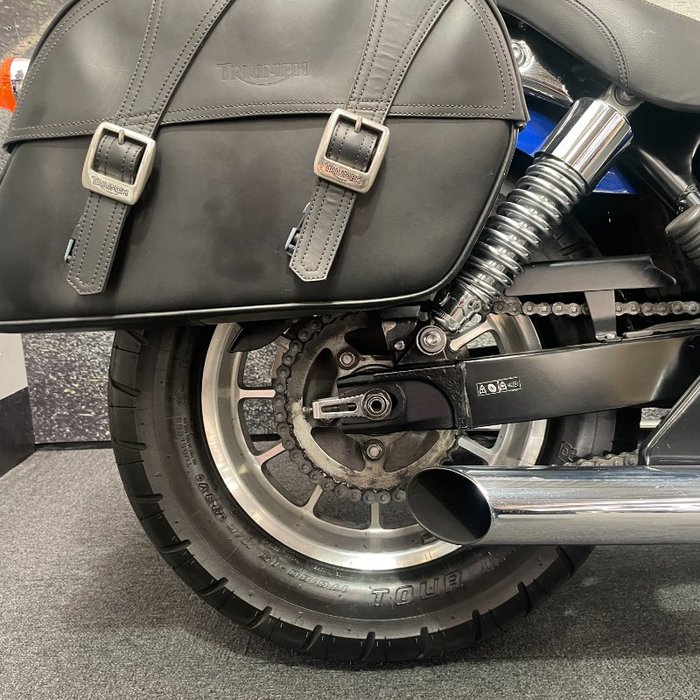 2012 Triumph AMERICA Blue