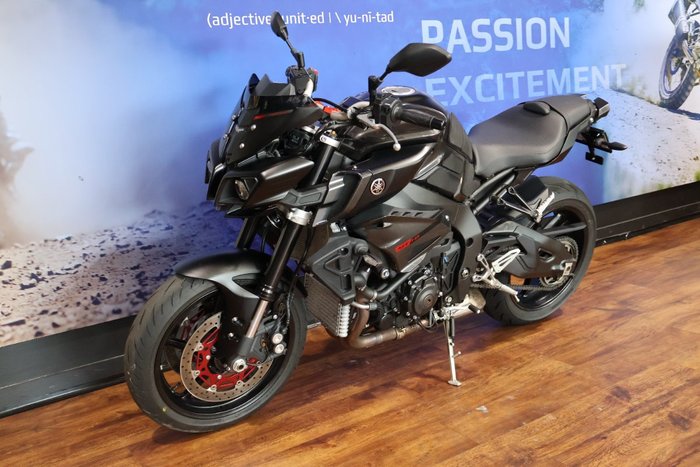 2016 Yamaha MT-10 Black