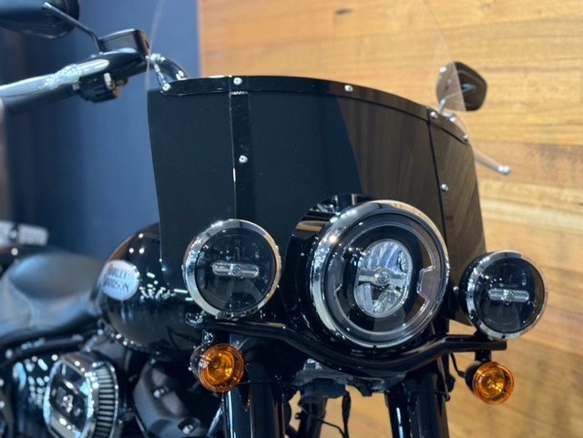 2022 HARLEY-DAVIDSON FLHCS HERITAGE CLASSIC 114