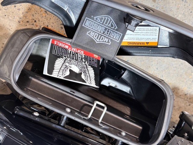 2022 HARLEY-DAVIDSON FLHCS HERITAGE CLASSIC 114