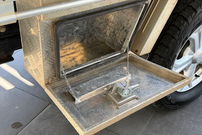 2016 Isuzu D-MAX LS-U