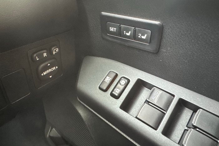 2017 Toyota RAV4 Cruiser