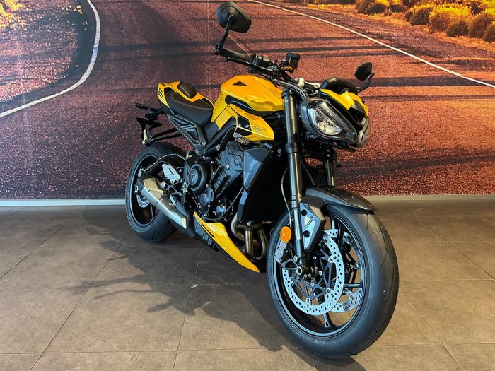 2026 Triumph Street Triple RS Street Triple Yellow