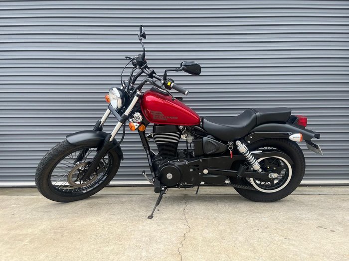 2020 Suzuki Boulevard S40 (LS650) Boulevard Red