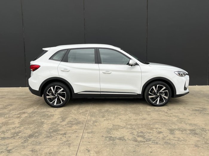 2025 MG ZS Essence Hybrid+