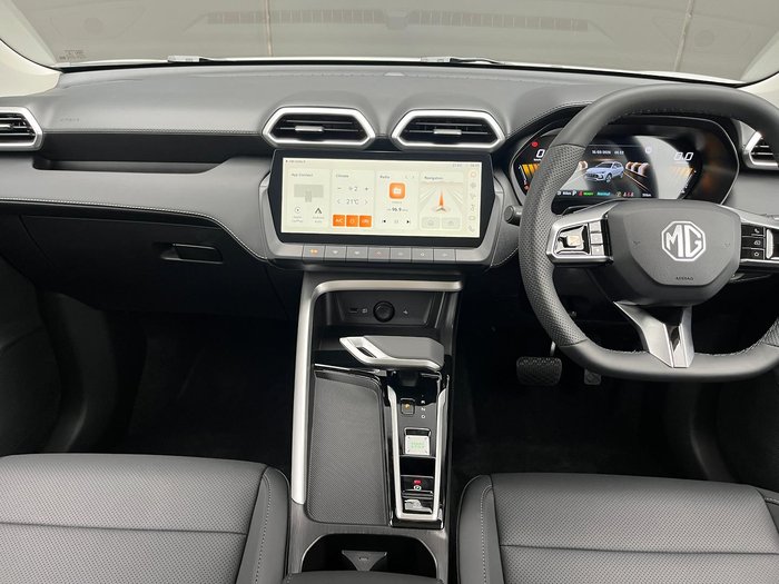 2025 MG ZS Essence Hybrid+