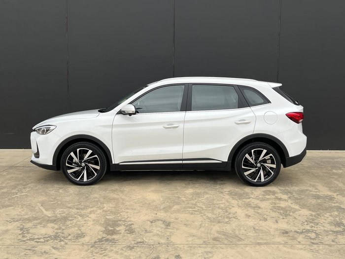 2025 MG ZS Essence Hybrid+