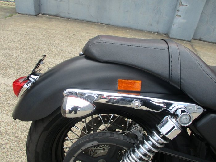 2012 HARLEY-DAVIDSON XL1200C 1200 CUSTOM BLACK