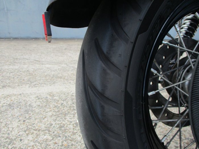 2012 HARLEY-DAVIDSON XL1200C 1200 CUSTOM BLACK