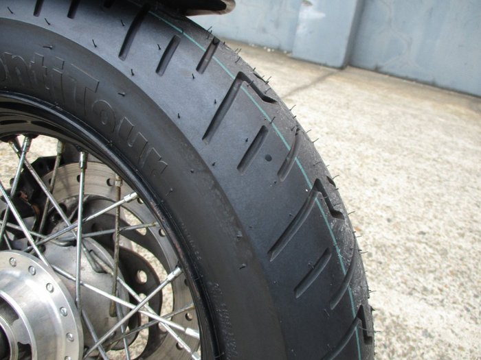 2012 HARLEY-DAVIDSON XL1200C 1200 CUSTOM BLACK