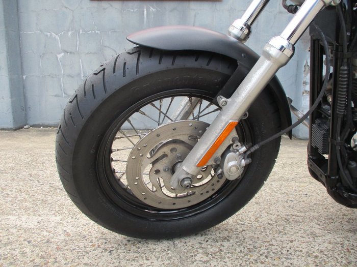 2012 HARLEY-DAVIDSON XL1200C 1200 CUSTOM BLACK