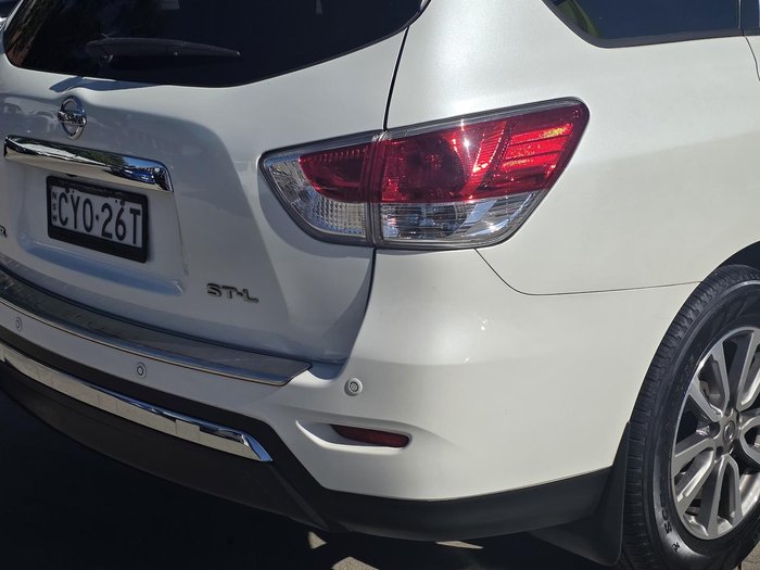 2015 Nissan Pathfinder ST-L