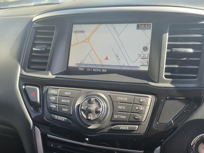 2015 Nissan Pathfinder ST-L