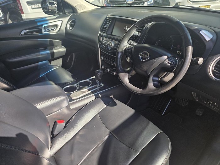 2015 Nissan Pathfinder ST-L