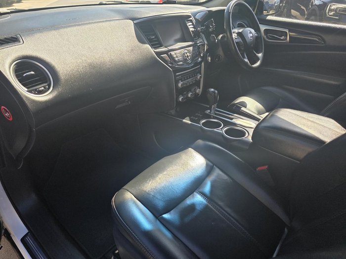 2015 Nissan Pathfinder ST-L