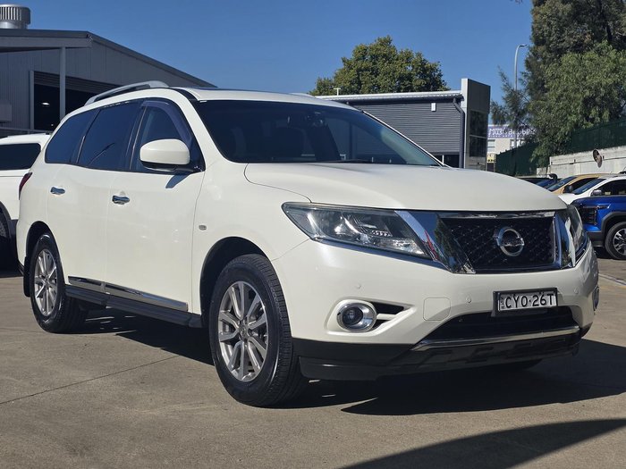 2015 Nissan Pathfinder ST-L