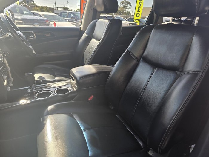 2015 Nissan Pathfinder ST-L