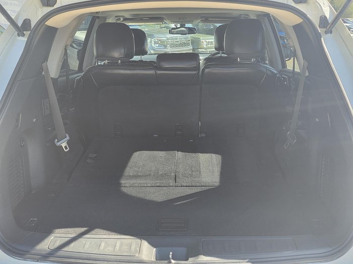 2015 Nissan Pathfinder ST-L