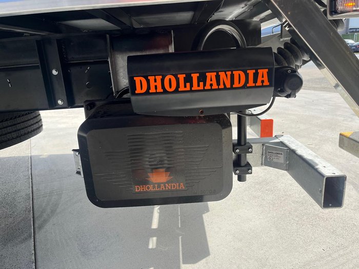 2025 Isuzu F Series FRR110-240 White