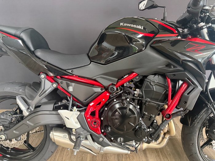 2025 Kawasaki Z650L (LAMS) Black