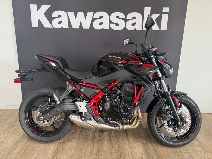 2025 Kawasaki Z650L (LAMS) Black