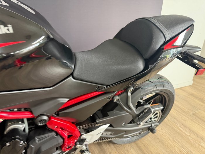 2025 Kawasaki Z650L (LAMS) Black