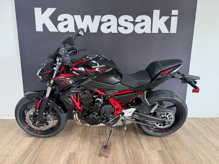 2025 Kawasaki Z650L (LAMS) Black