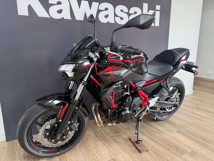 2025 Kawasaki Z650L (LAMS) Black