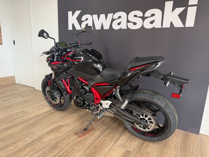 2025 Kawasaki Z650L (LAMS) Black