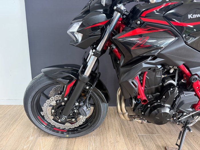 2025 Kawasaki Z650L (LAMS) Black
