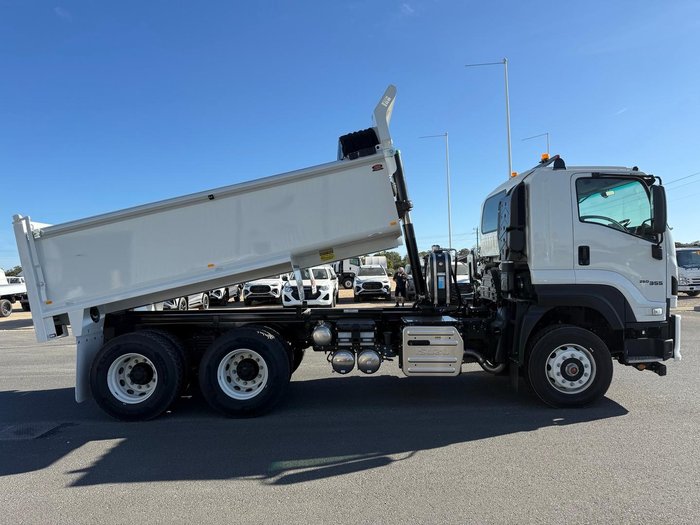 2025 Isuzu F Series FXZ 260-355 AT R45
