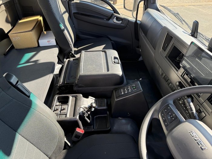 2025 Isuzu F Series FXZ 260-355 AT R45