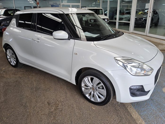 2019 Suzuki Swift GL Navigator AZ Pure White
