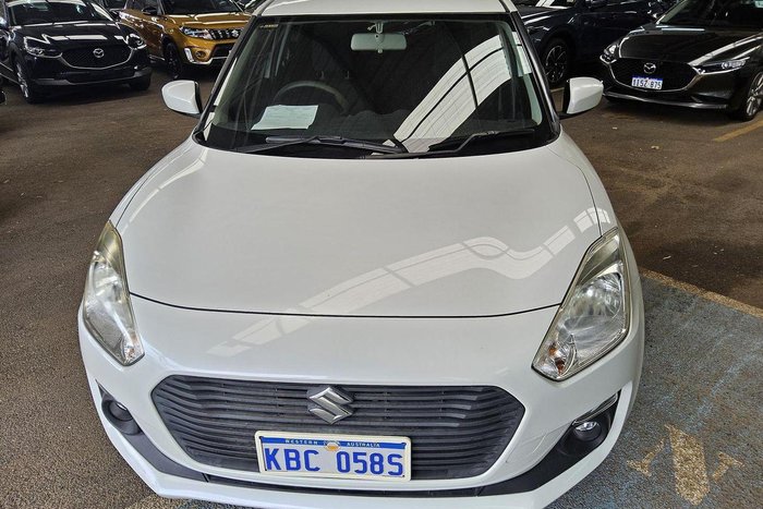 2019 Suzuki Swift GL Navigator AZ Pure White